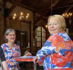 Initiatorin Agnes Bosse und Präsidentin Martina Czernia